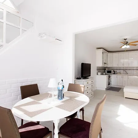 Apartment Diamantes 9 Los Cristianos (Tenerife)