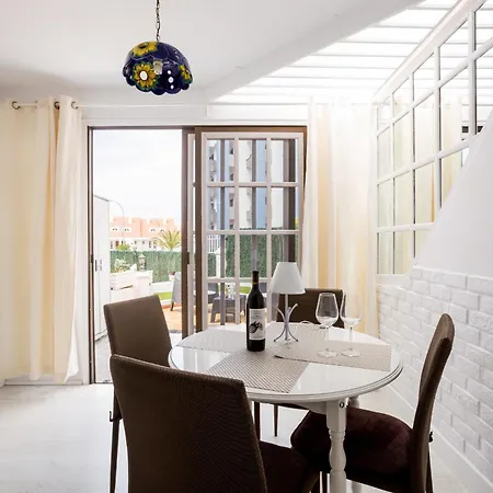 Diamantes 9 * Los Cristianos (Tenerife)